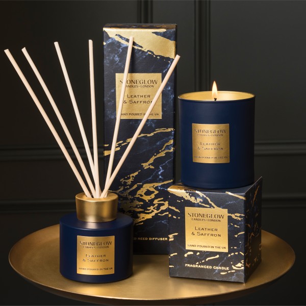 Luna Duftkerze - Leather & Saffron von Stoneglow