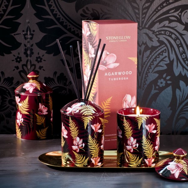 Urban Botanics Duftkerze - Agarwood & Tuberosa von Stoneglow