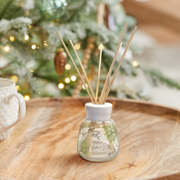 Bayside Cedar - Signature Reed Diffuser von Yankee Candle