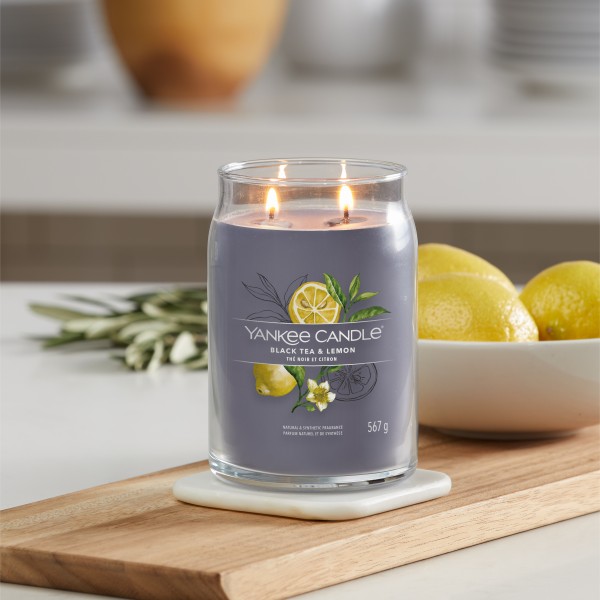 Black Tea & Lemon - Signature  Jar L von Yankee Candle