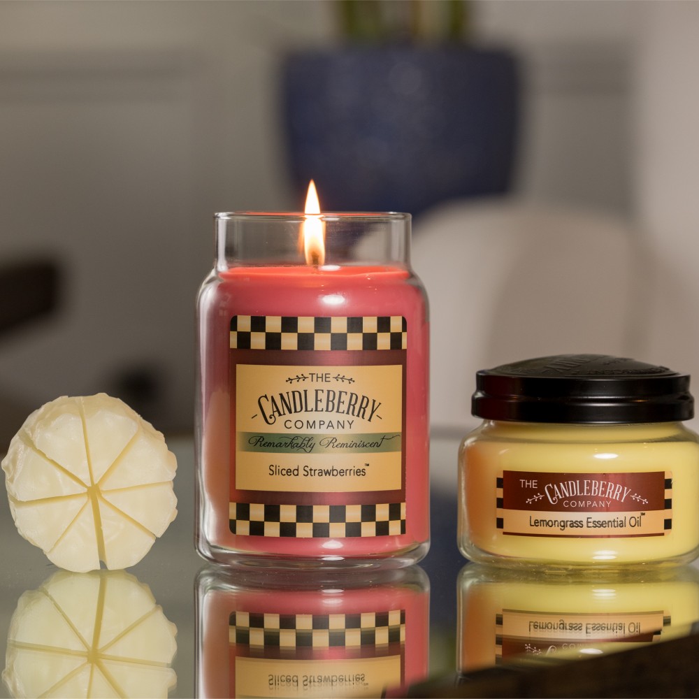 Sliced Strawberries - Grosses Glas 623g von Candleberry