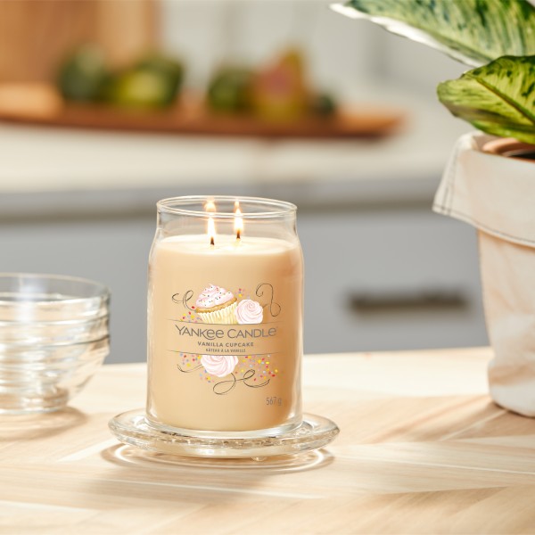 Vanilla Cupcake - Signature  Jar L von Yankee Candle