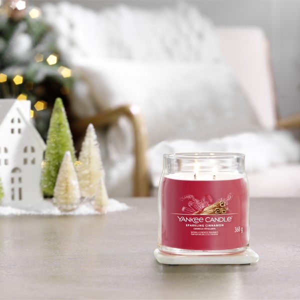 Sparkling Cinnamon - Signature  Jar M von Yankee Candle