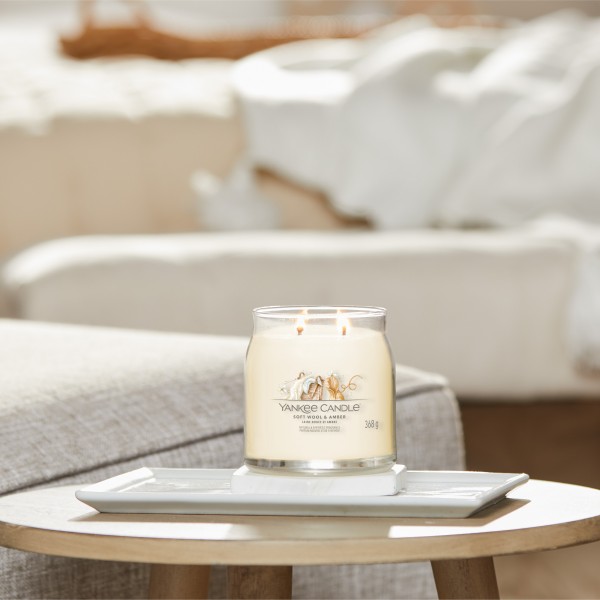 Soft Wool & Amber - Signature  Jar M von Yankee Candle