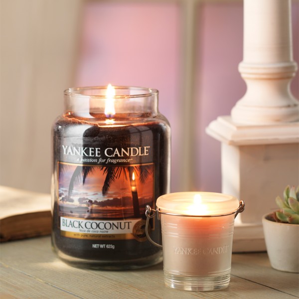Black Coconut - 623g von Yankee Candle