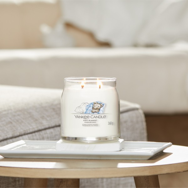 Soft Blanket - Signature  Jar M von Yankee Candle