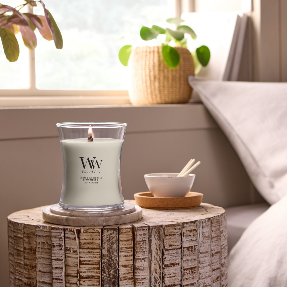 Tonka & Almond Milk - Jar M von Woodwick