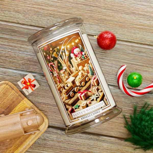Santa's Workshop - Jar L von Kringle Candle
