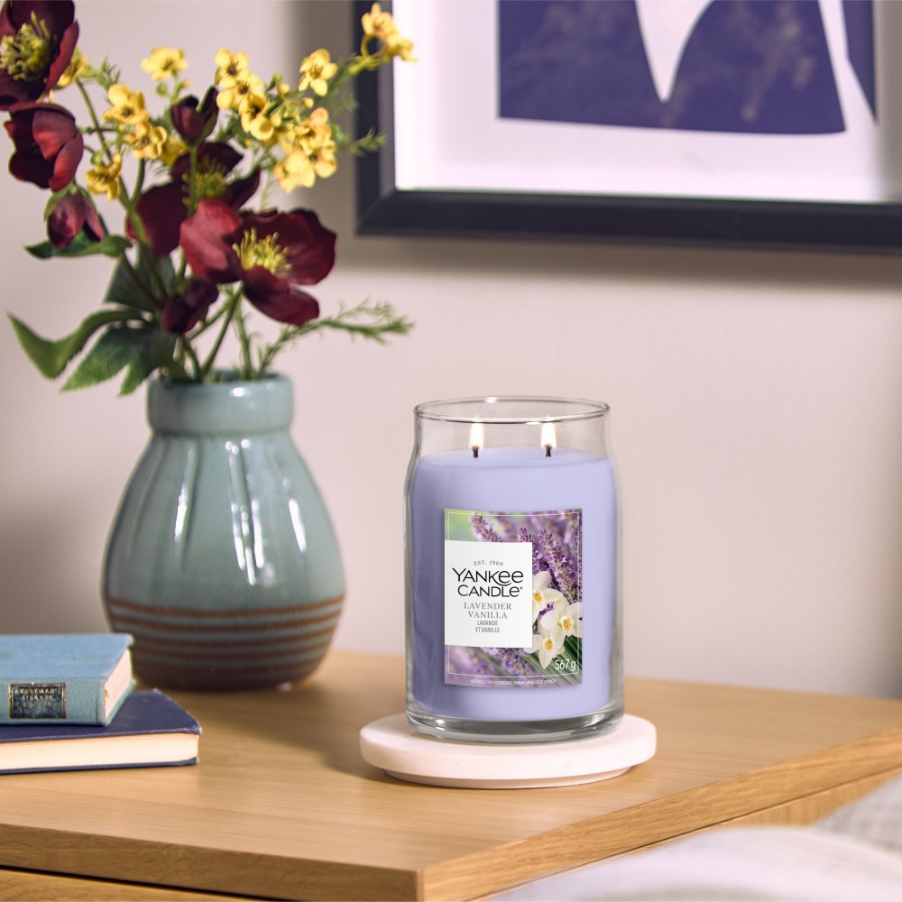 Lavender Vanilla - Signature Jar L von Yankee Candle