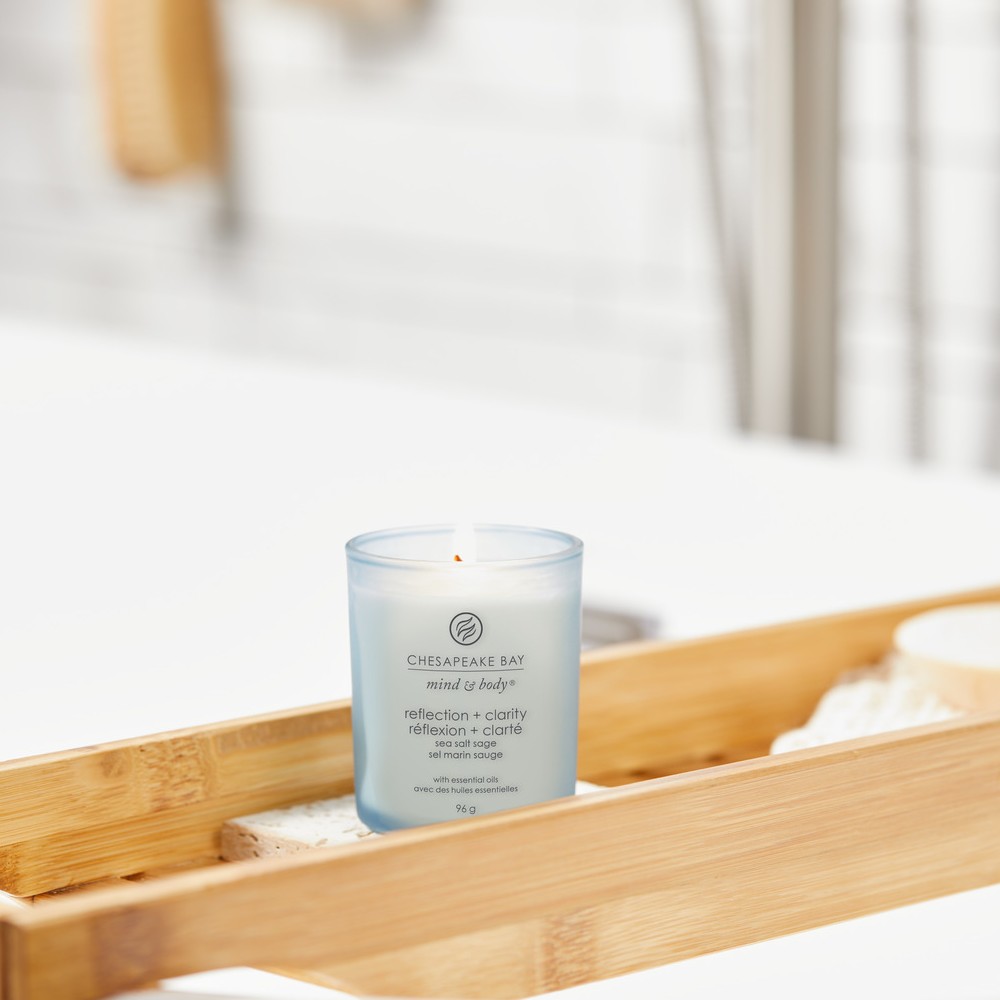 Reflection & Clarity (Sea Salt Sage) - Tumbler Small von Chesapeake Bay