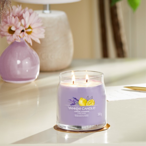 Lemon Lavender - Signature  Jar M von Yankee Candle