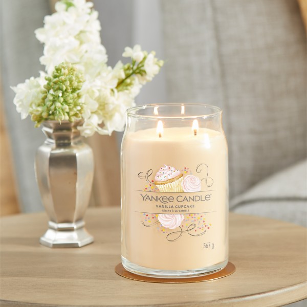 Vanilla Cupcake - Signature  Jar L von Yankee Candle