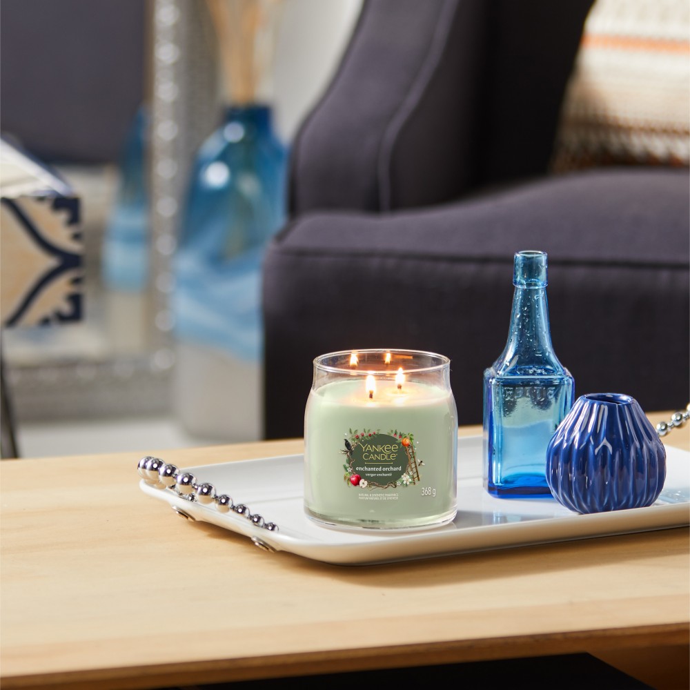 Enchanted Orchard - Signature Jar M von Yankee Candle
