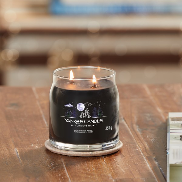 Midsummer’s Night - Signature  Jar M von Yankee Candle