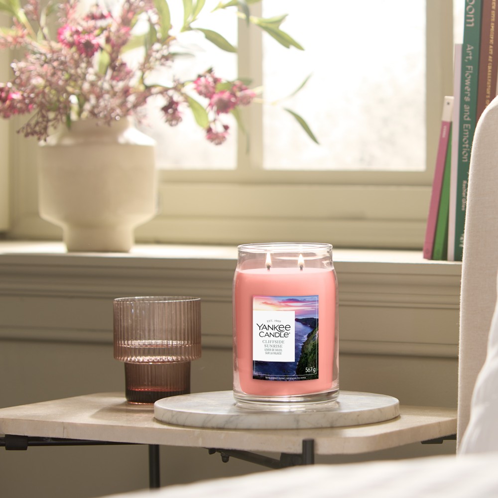 Cliffside Sunrise - Signature Jar L von Yankee Candle