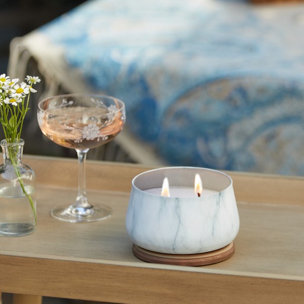 Outdoor Kerze - Linden Tree Blossoms von Yankee Candle