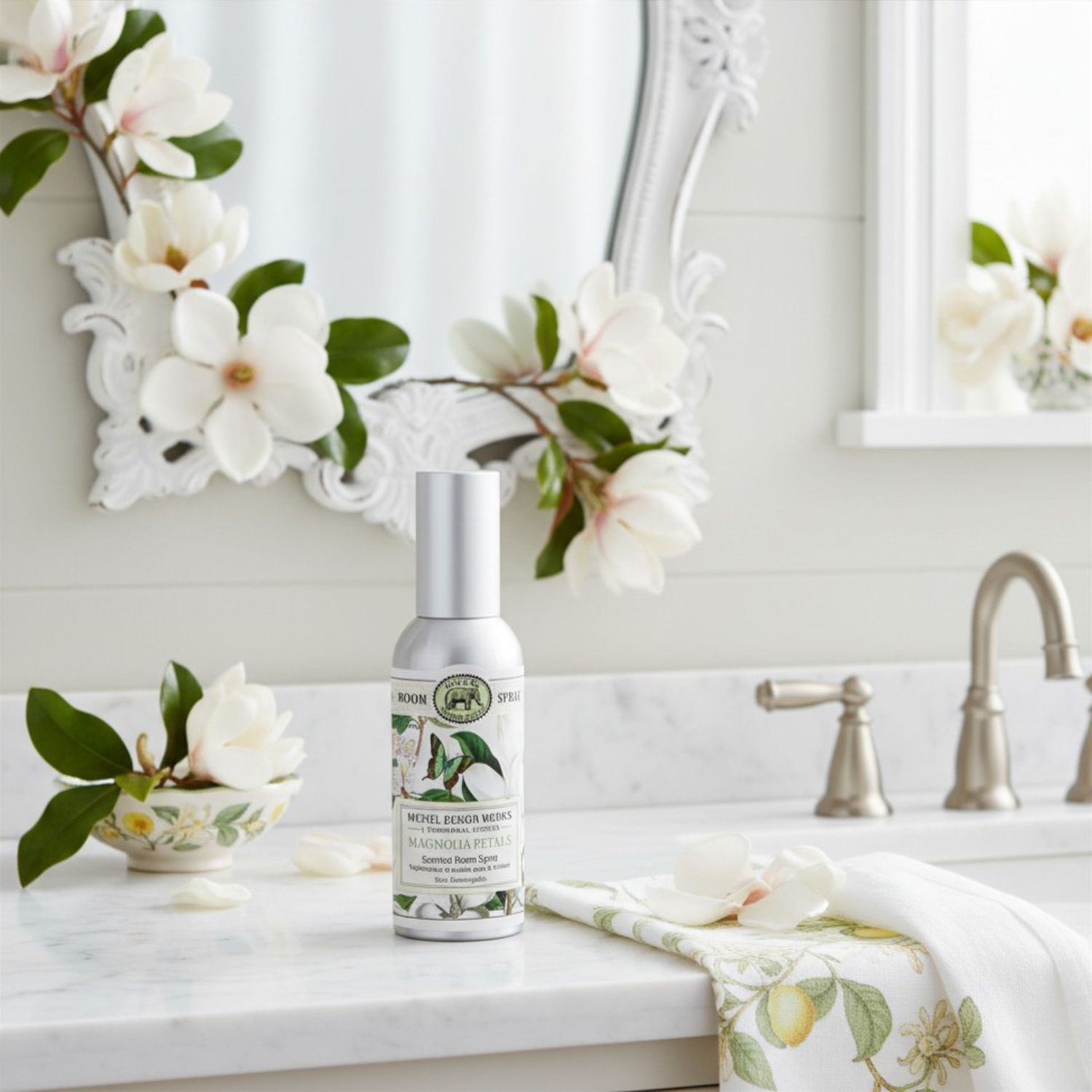 Raumspray - Magnolia Petals - 100ml von Michel Design Works