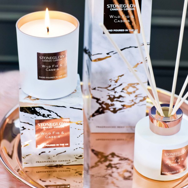 Luna Duftkerze - Wild Fig & Cassis von Stoneglow