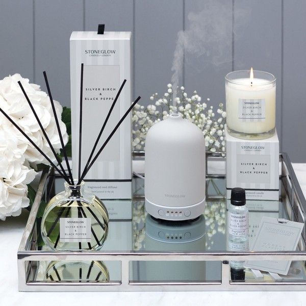 Modern Classic Parfümnebel Diffuser - Grau von Stoneglow