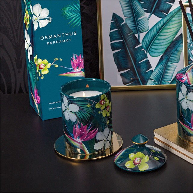 Urban Botanics Duftkerze - Osmanthus Bergamot von Stoneglow