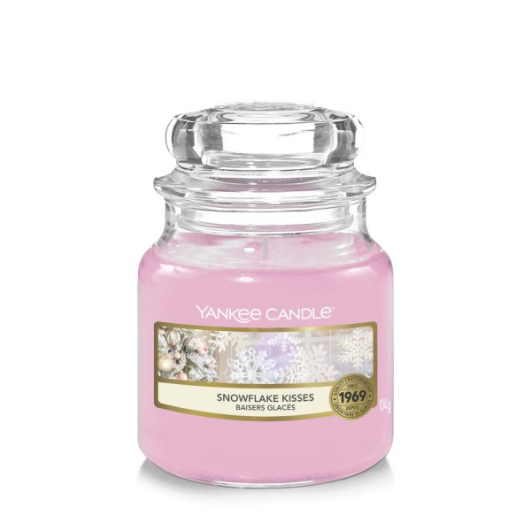 Snowflake Kisses - 104g von Yankee Candle