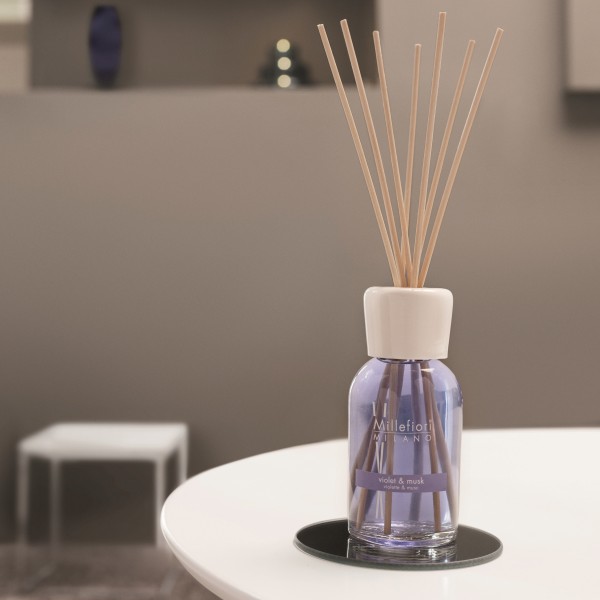 Natural - Violet & Musk - Stick Diffuser 100ml von Millefiori
