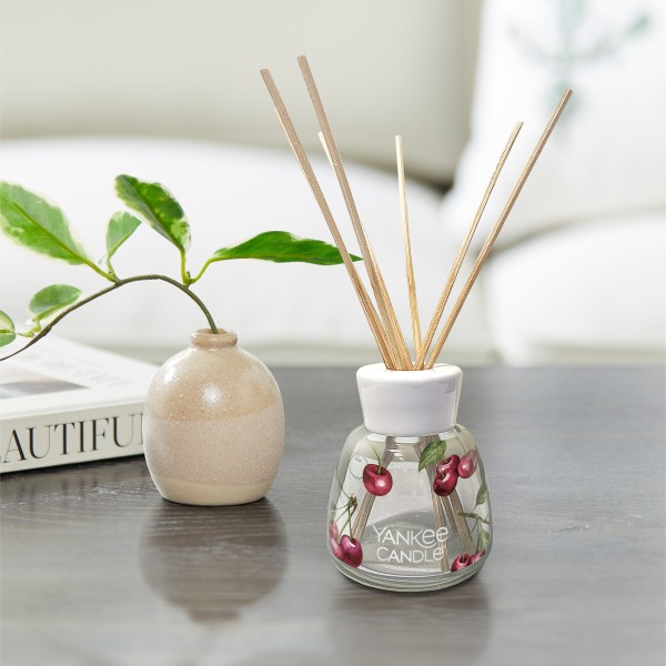 Black Cherry - Signature Reed Diffuser von Yankee Candle