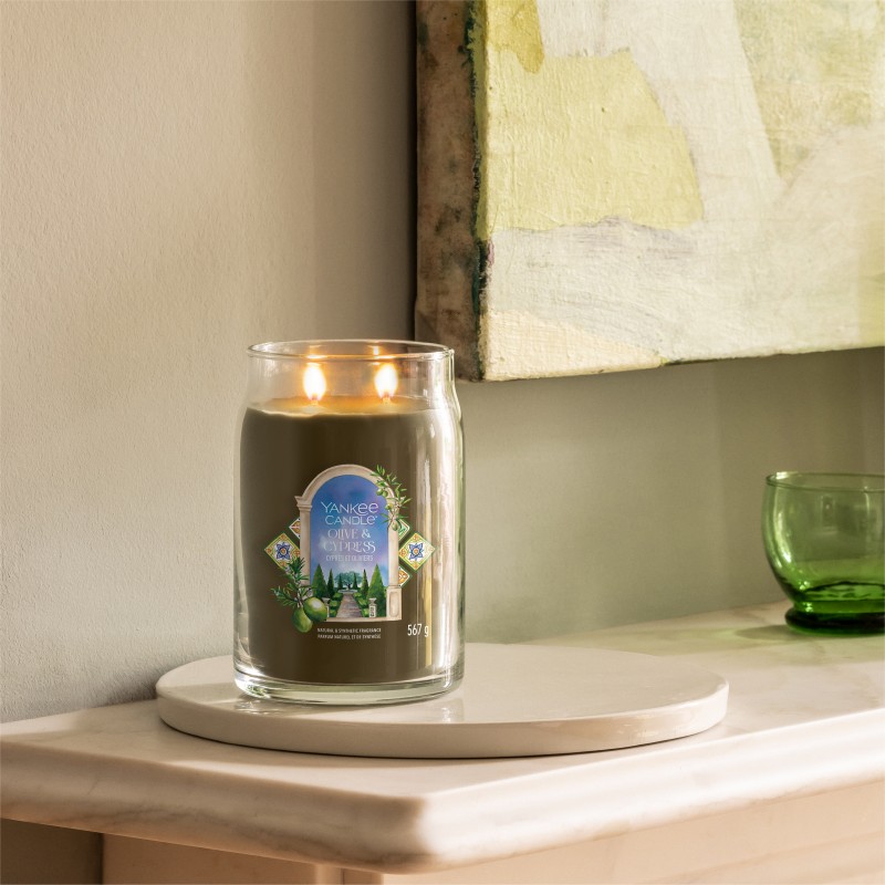 Olive & Cypress - Signature Jar L von Yankee Candle