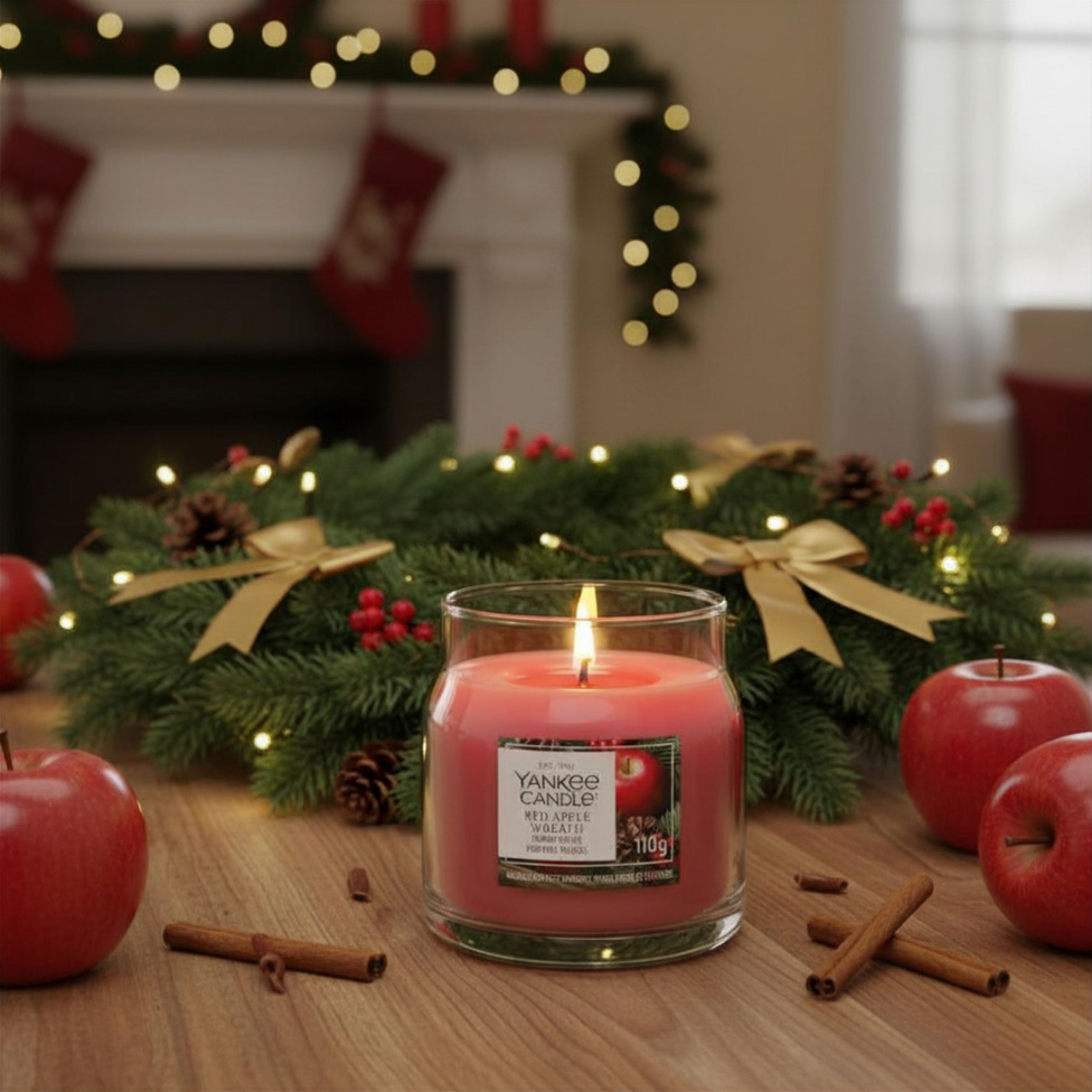Red Apple Wreath - Signature Jar S von Yankee Candle