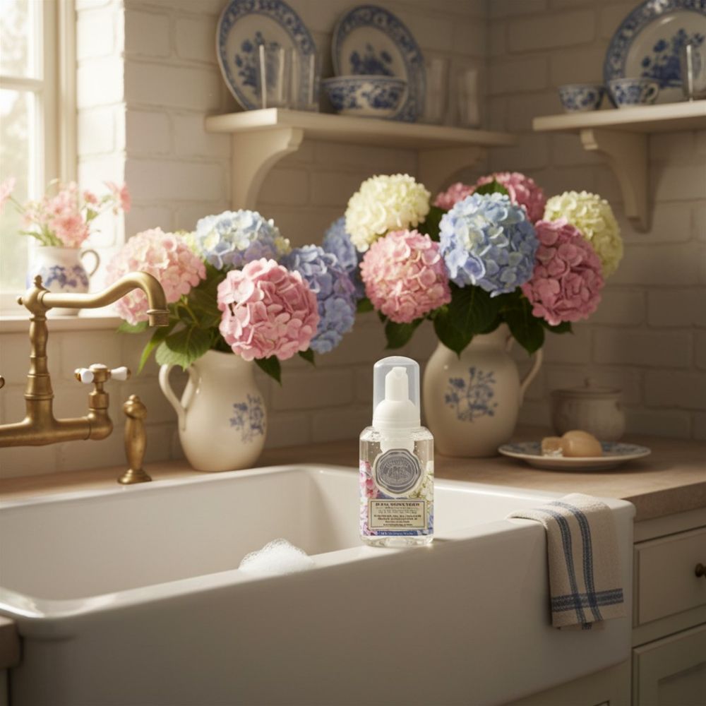 Schaumseife Mini - Wild Hydrangea - 140ml von Michel Design Works