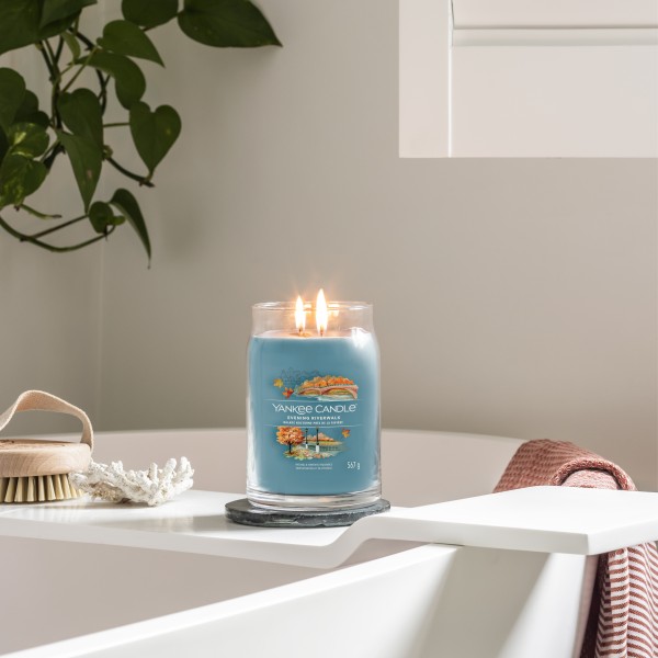 Evening Riverwalk - Signature  Jar L von Yankee Candle